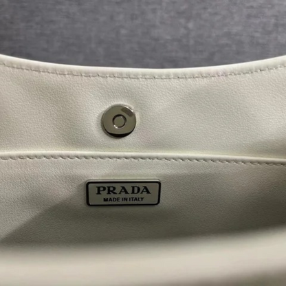 PRADA CLEO SCHULTERTASCHE AUS GEBÜRSTETEM LEDER